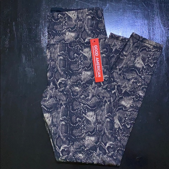Good American Leggins (NWT) - Picture 7 of 8